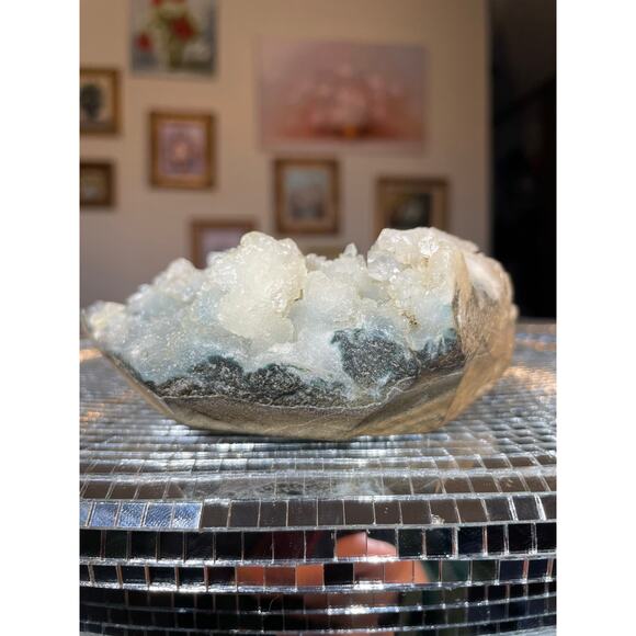 Clear Blue Apophyllite Crystal Cluzer with druzy blue standing crystal ~1.5 lb - Picture 14 of 16